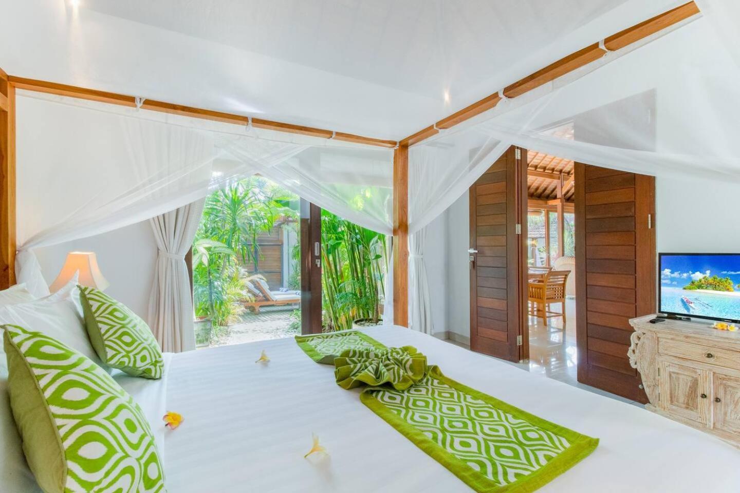 Willa Heart Of Seminyak, 2Br, Sleeps 4, Walk To Bintang Zewnętrze zdjęcie