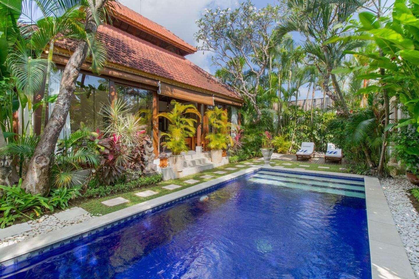 Willa Heart Of Seminyak, 2Br, Sleeps 4, Walk To Bintang Zewnętrze zdjęcie