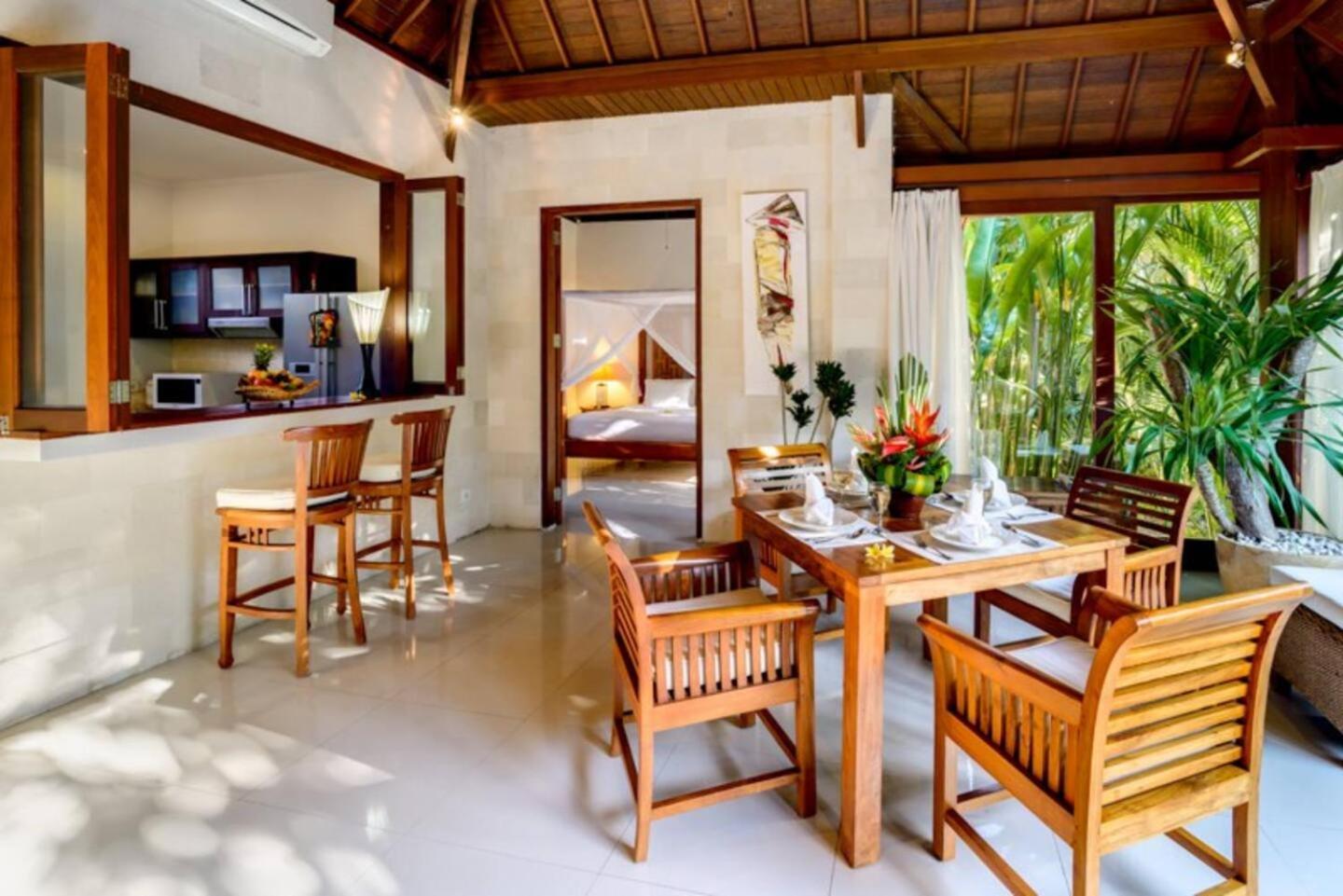 Willa Heart Of Seminyak, 2Br, Sleeps 4, Walk To Bintang Zewnętrze zdjęcie