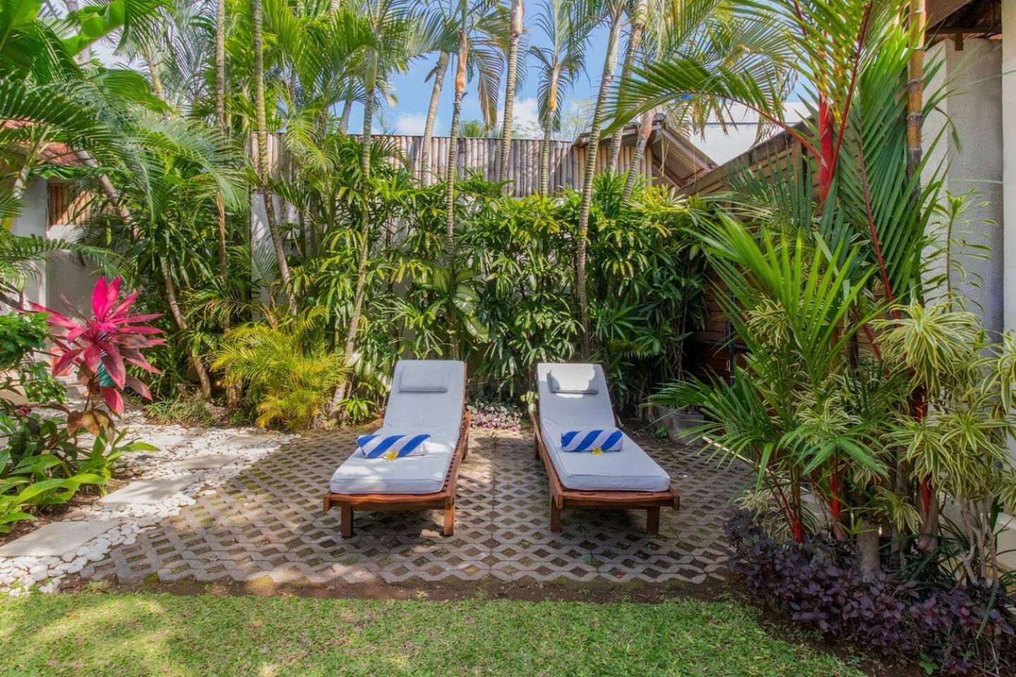 Willa Heart Of Seminyak, 2Br, Sleeps 4, Walk To Bintang Zewnętrze zdjęcie
